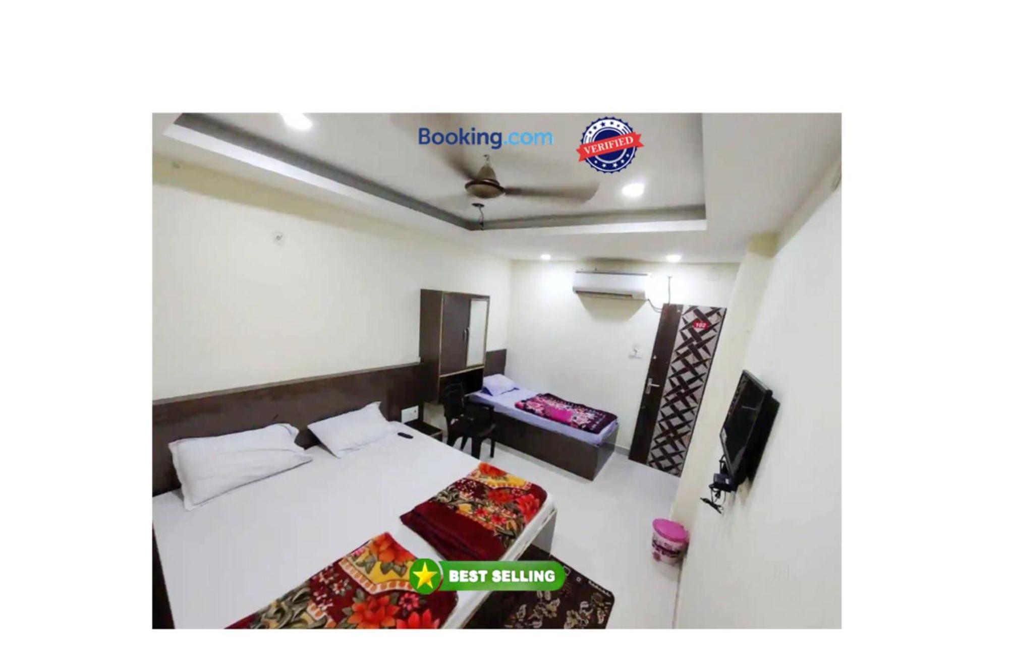 Hotel Swastik Guest House Varanasi - Perfect Location And Comfortable Room Kültér fotó
